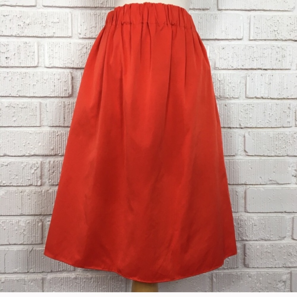 Zara Woman Midi Skirt with pockets